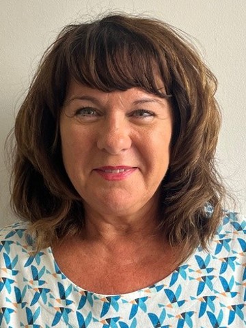 Photo of Sandra Connolly