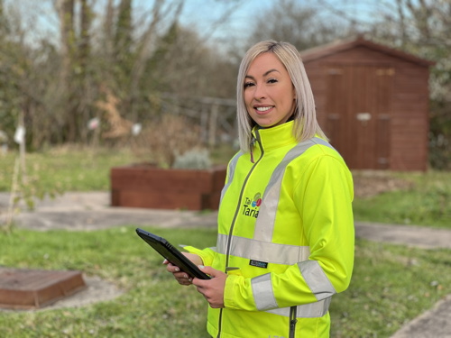 Employee with iPad