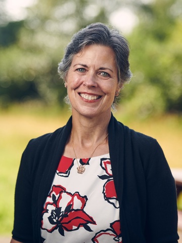 Photo of Linda Whittaker